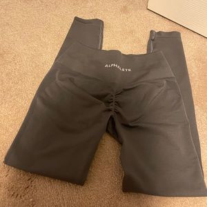 Alphalete Amplify Titanium Size Medium